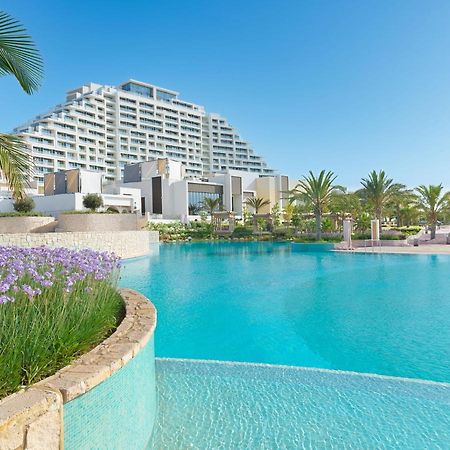 City Of Dreams Mediterranean - Integrated Resort, Casino & Entertainment Limassol Bagian luar foto Hilton Sharm El Sheikh Resort
