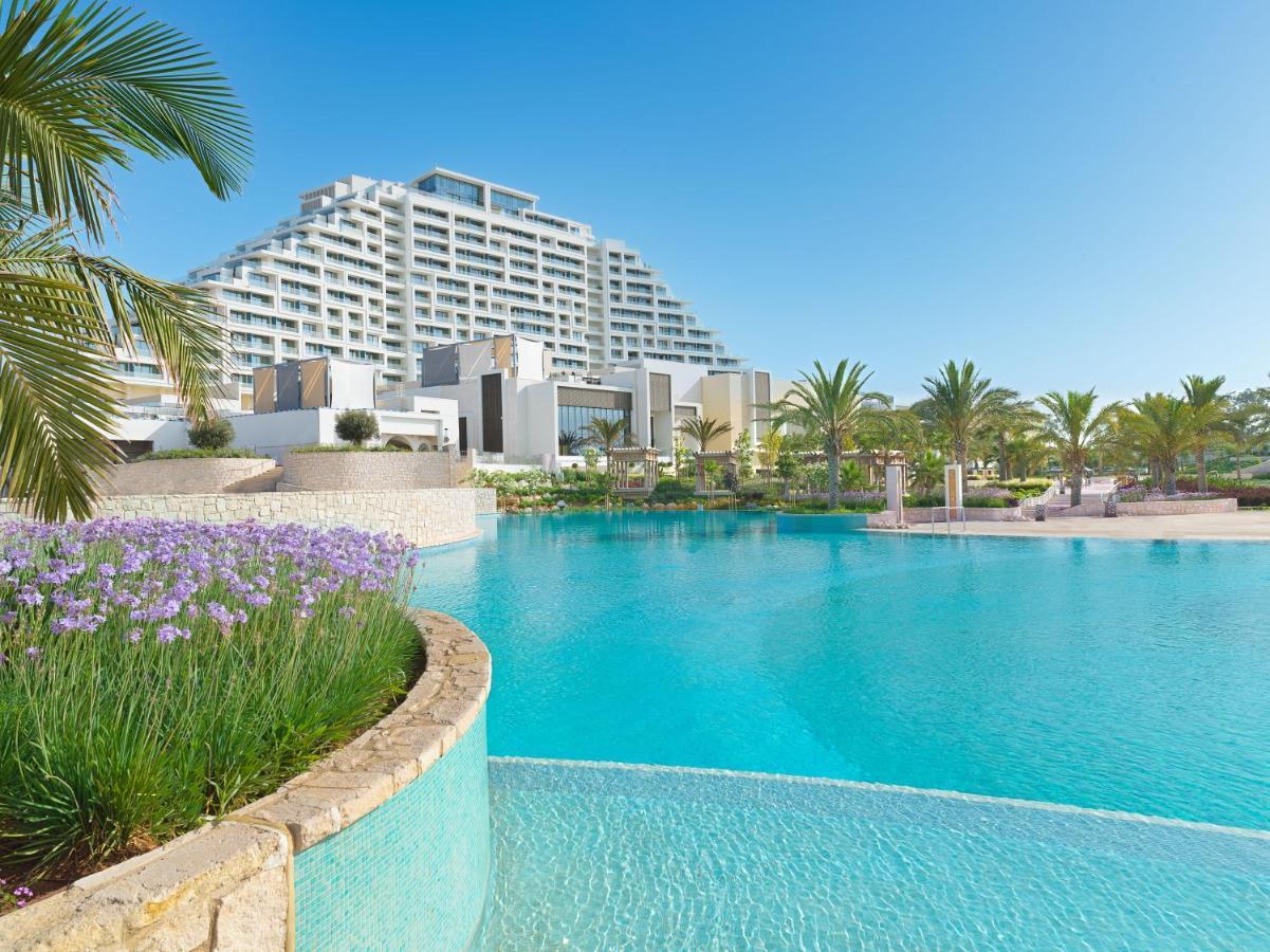 City Of Dreams Mediterranean - Integrated Resort, Casino & Entertainment Limassol Bagian luar foto Hilton Sharm El Sheikh Resort