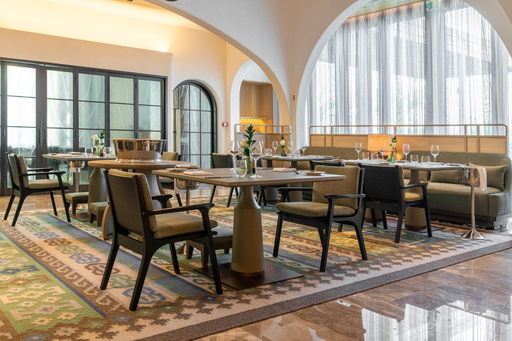 City Of Dreams Mediterranean - Integrated Resort, Casino & Entertainment Limassol Bagian luar foto The restaurant