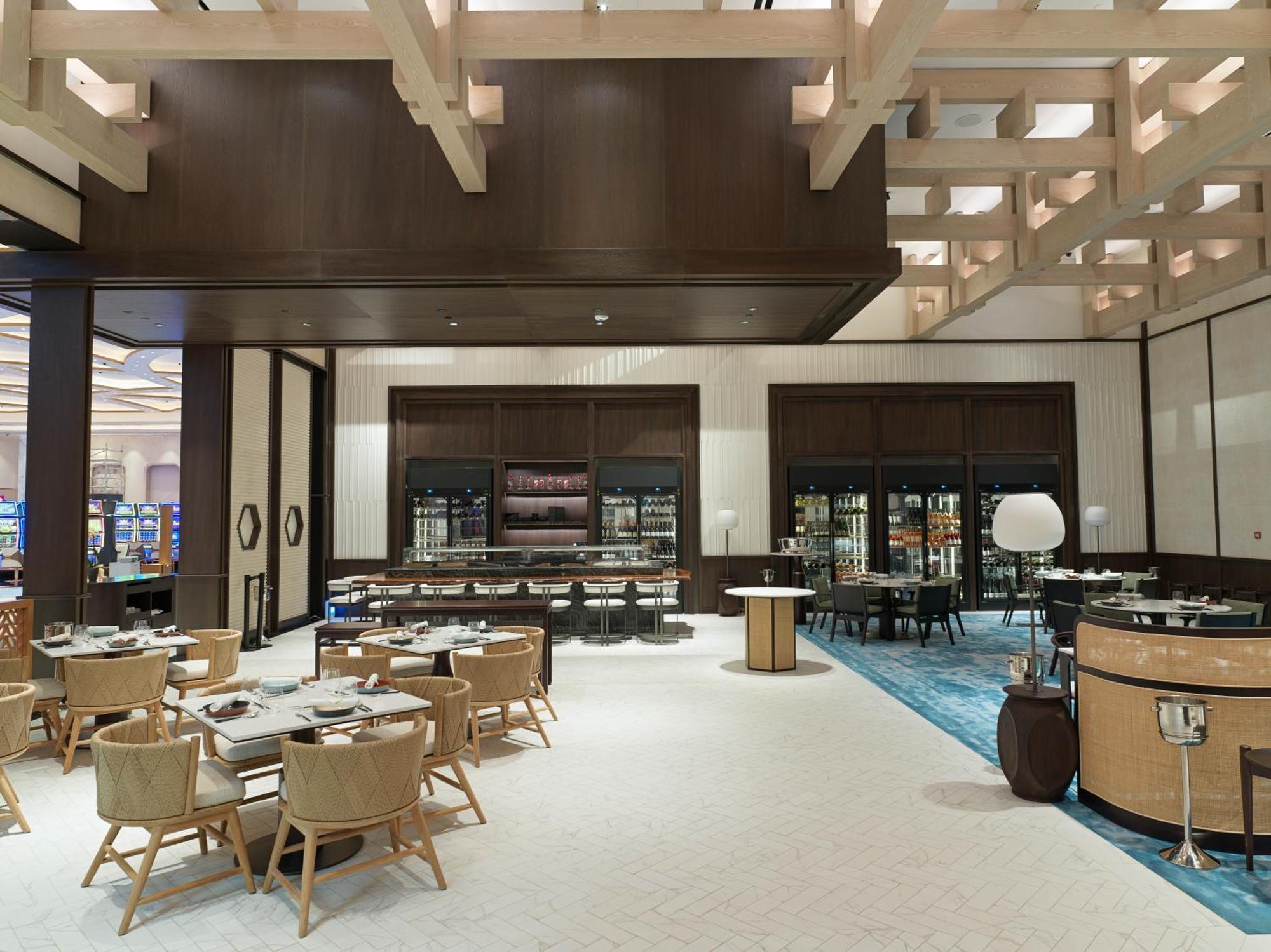 City Of Dreams Mediterranean - Integrated Resort, Casino & Entertainment Limassol Bagian luar foto The interior of the lounge