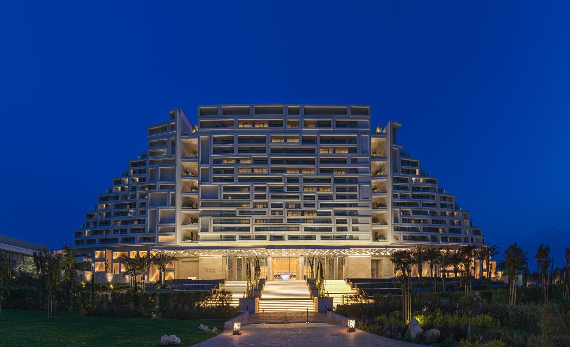 City Of Dreams Mediterranean - Integrated Resort, Casino & Entertainment Limassol Bagian luar foto The Royal