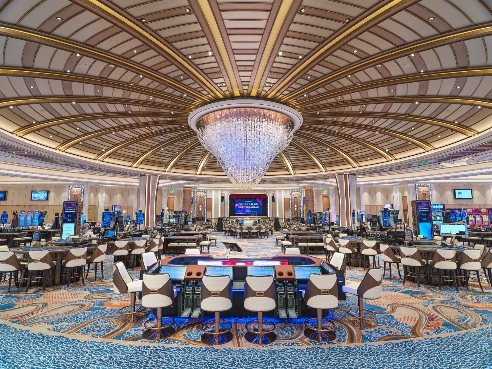 City Of Dreams Mediterranean - Integrated Resort, Casino & Entertainment Limassol Bagian luar foto The casino floor at the MGM Grand
